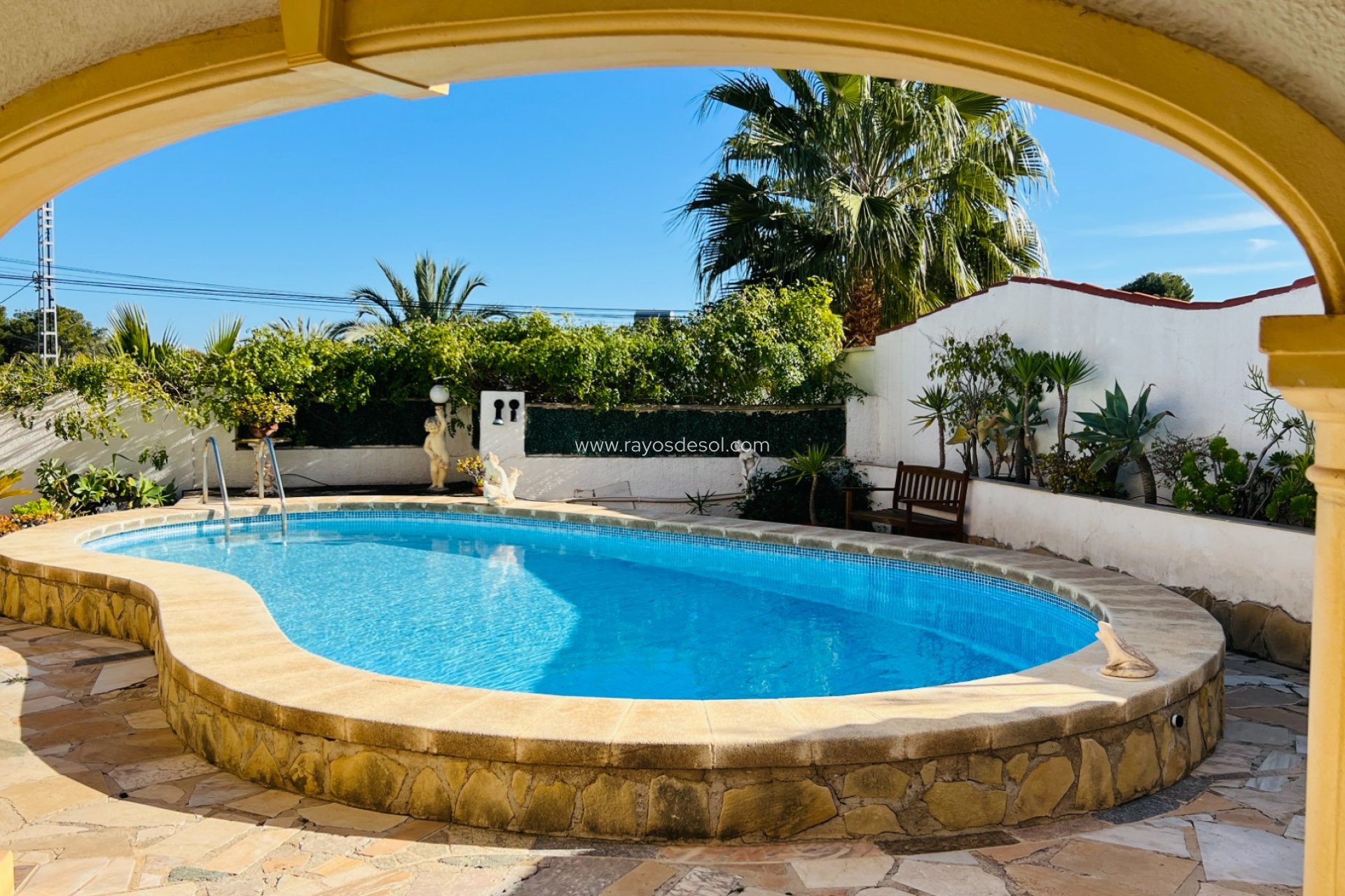 Resale - Villa - Moraira - Benimeit