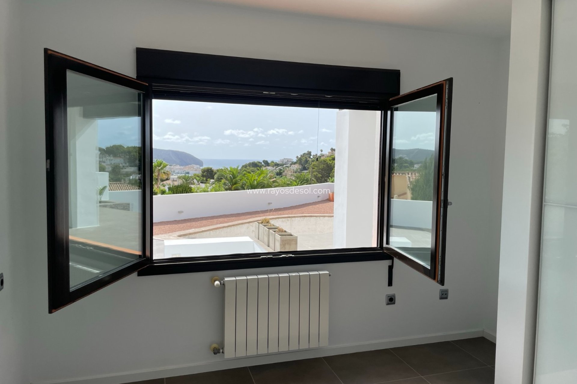 Resale - Villa - Moraira - Benimeit