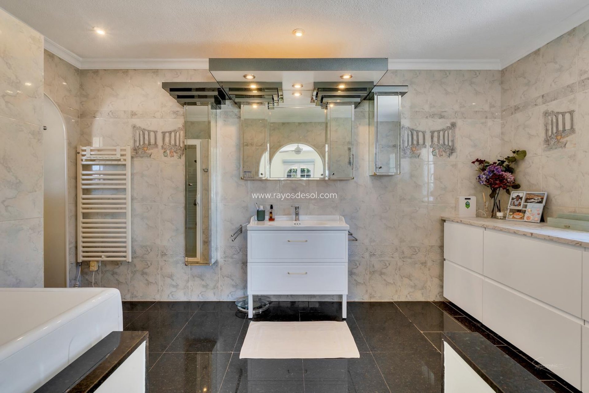 Resale - Villa - Moraira - Benimeit