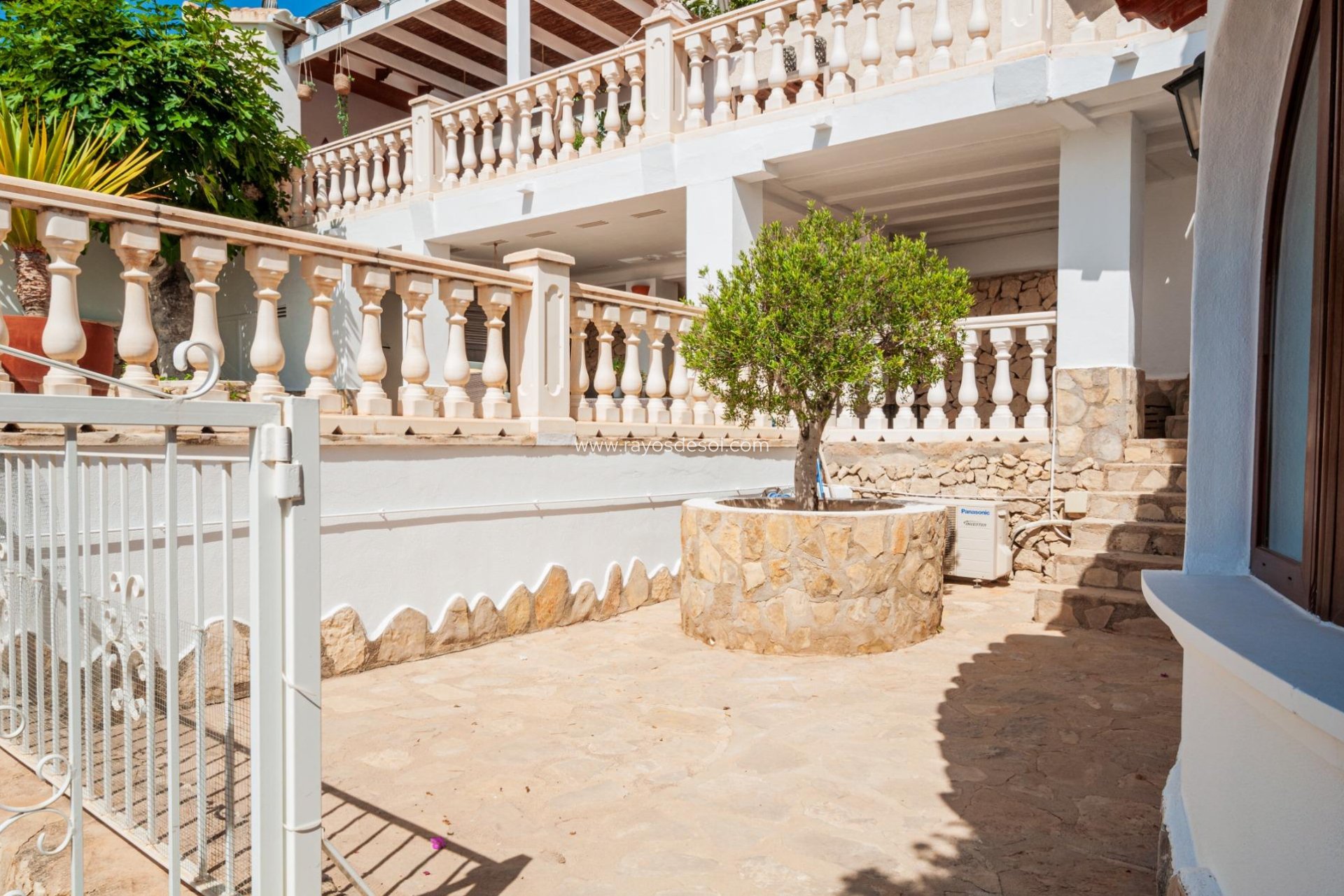 Resale - Villa - Moraira - Benimeit