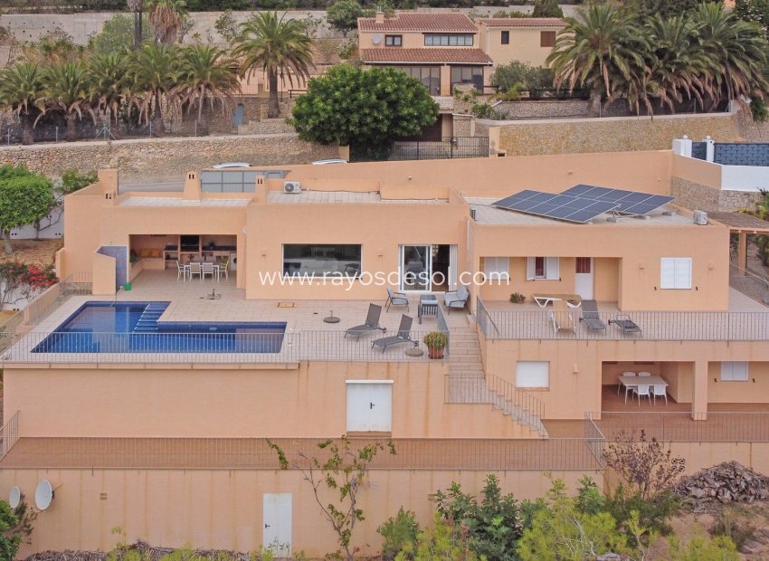 Resale - Villa - Moraira - Benimeit