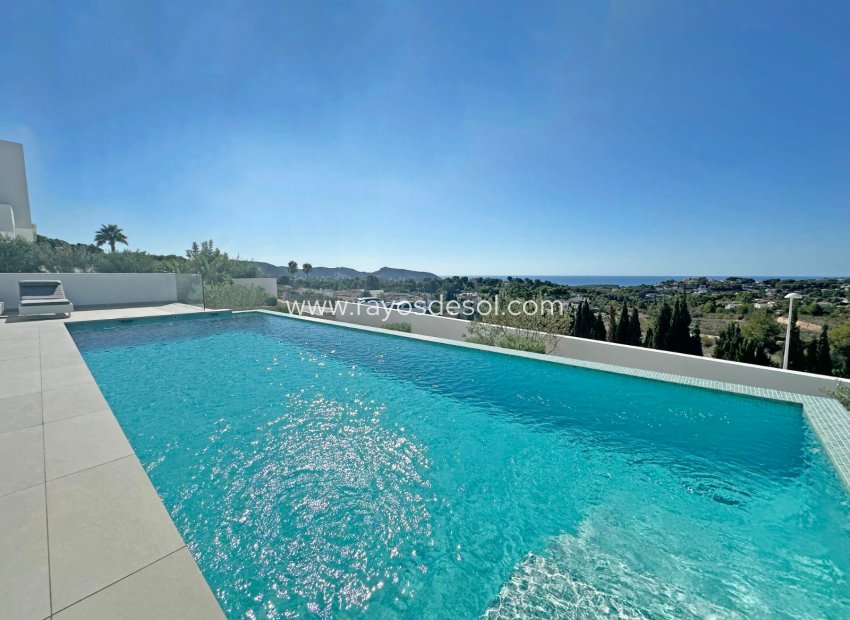 Resale - Villa - Moraira - Benimeit