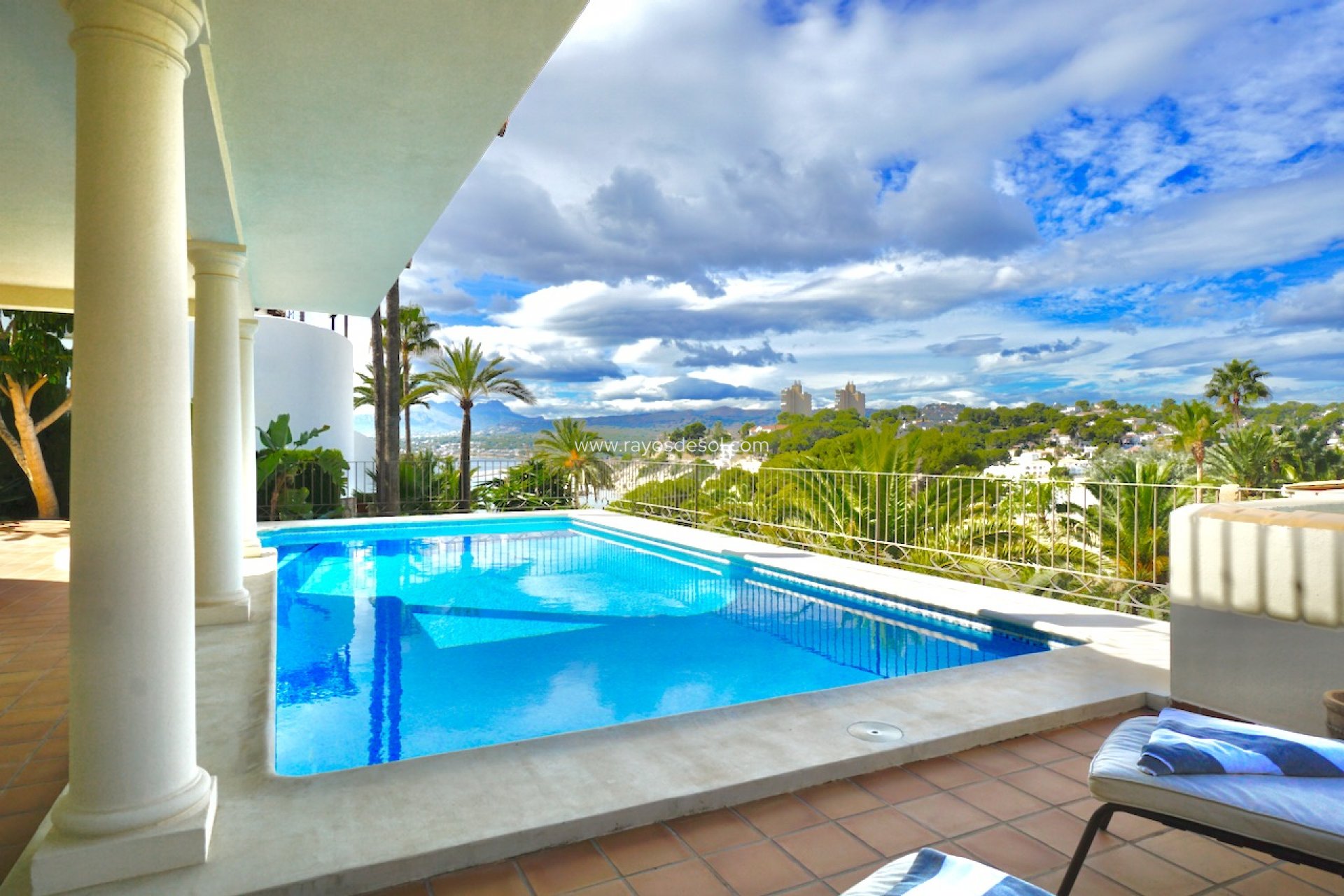 Resale - Villa - Moraira - El Portet