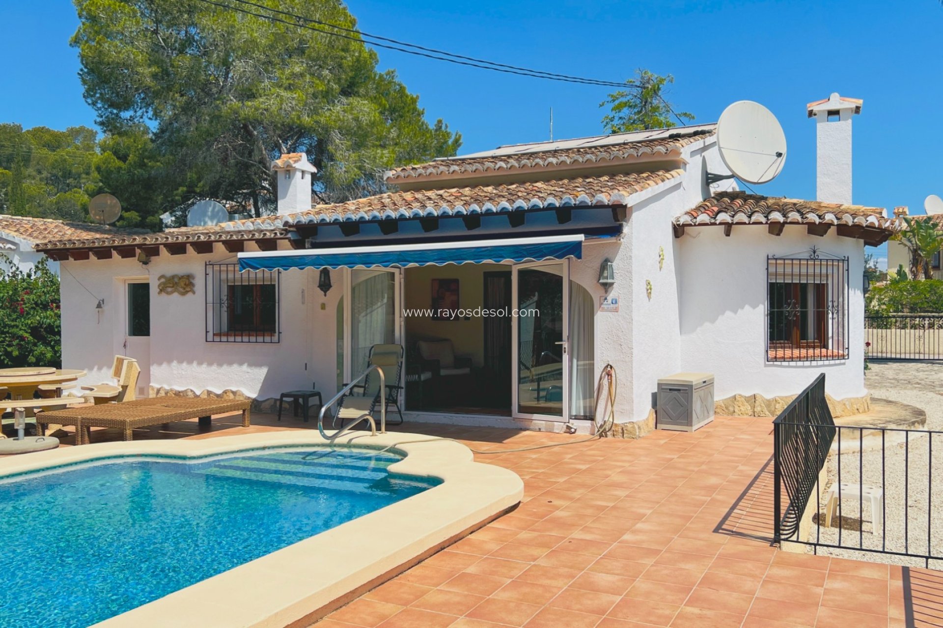 Resale - Villa - Moraira - La Cometa