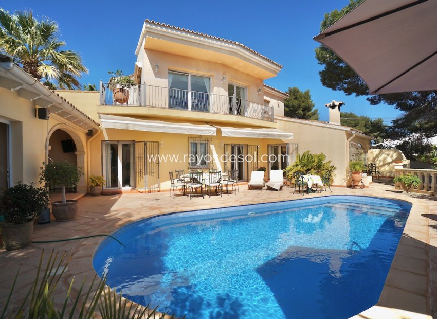 Resale - Villa - Moraira - San Jaime