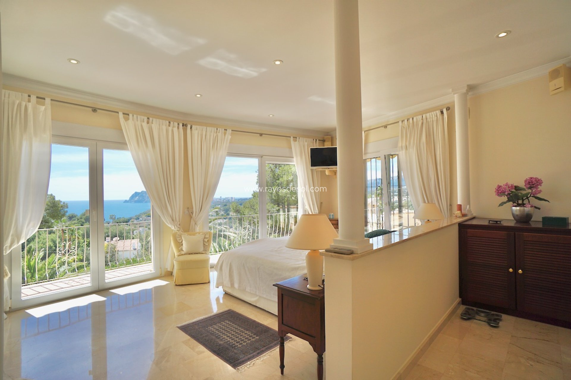 Resale - Villa - Moraira - San Jaime