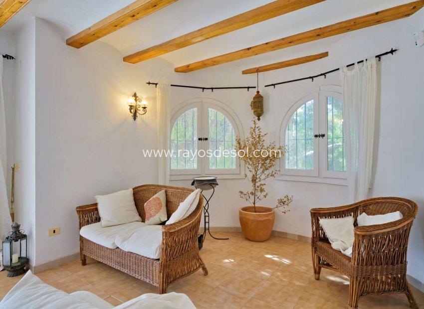 Resale - Villa - Moraira