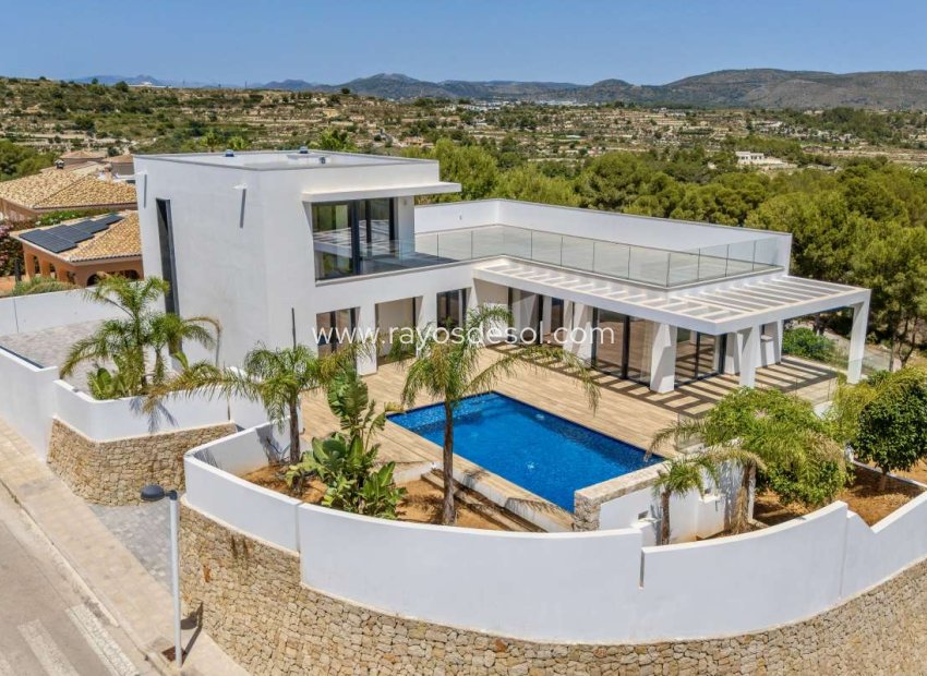 Resale - Villa - Moraira