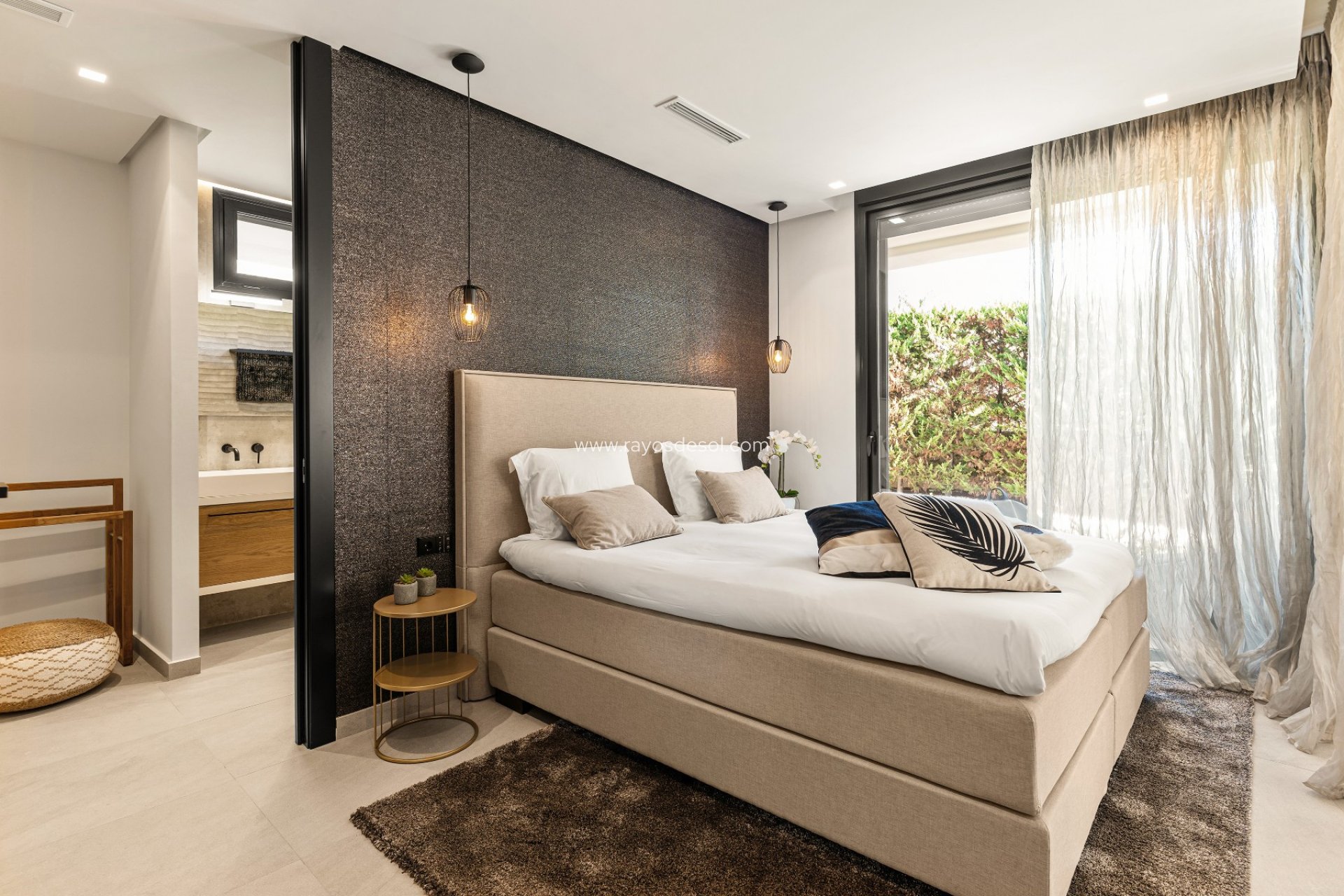 Resale - Villa - Moraira