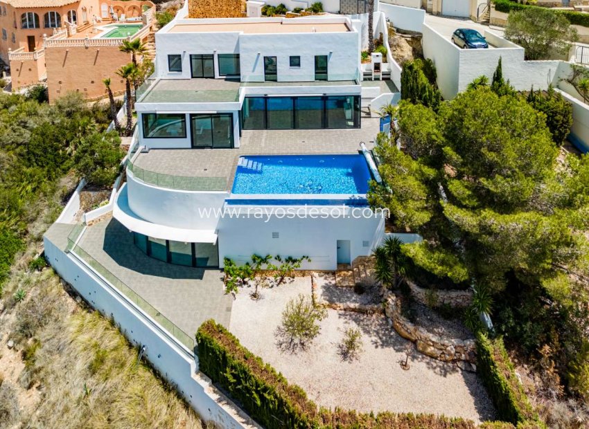 Resale - Villa - Moraira