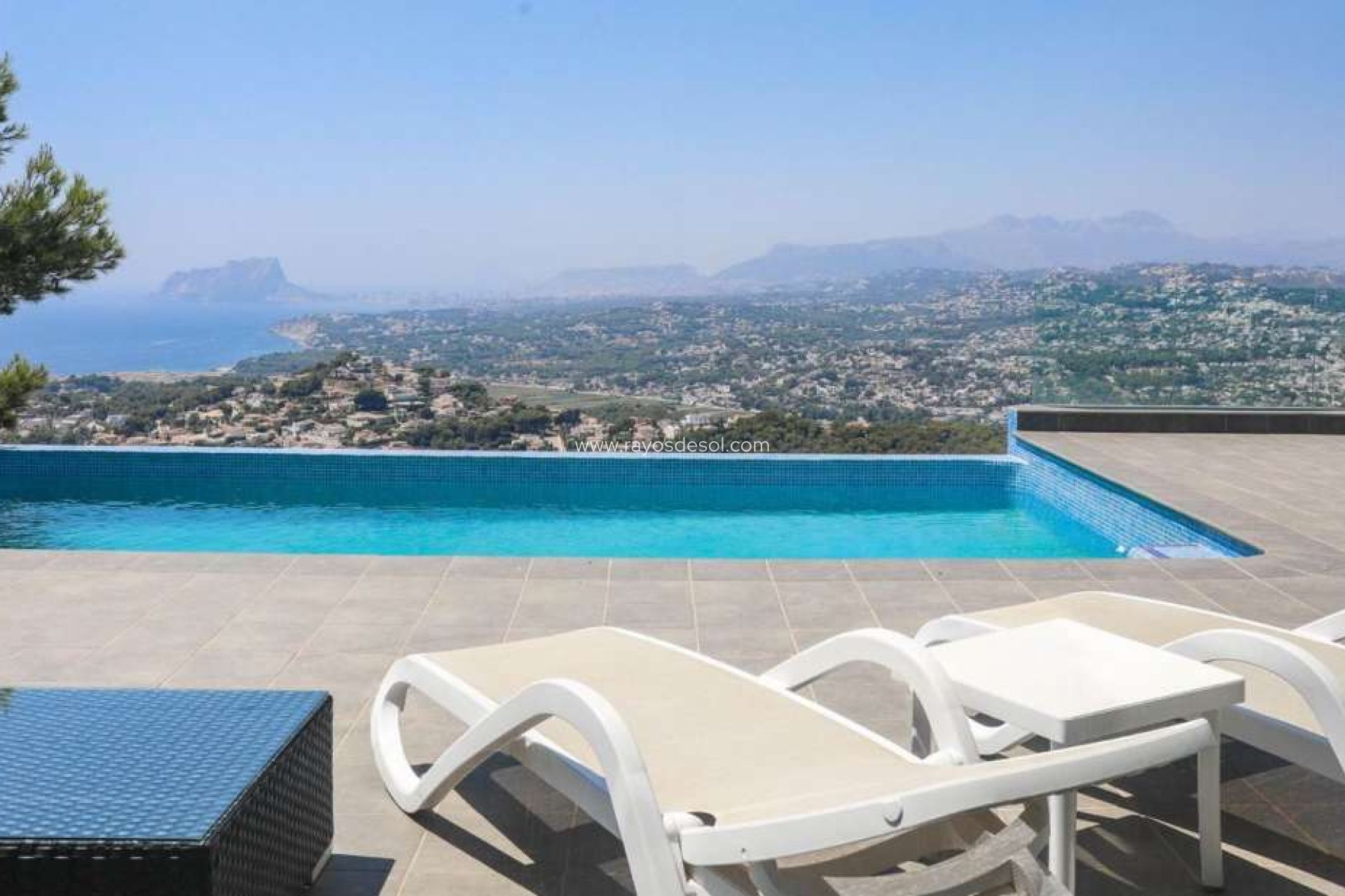 Resale - Villa - Moraira