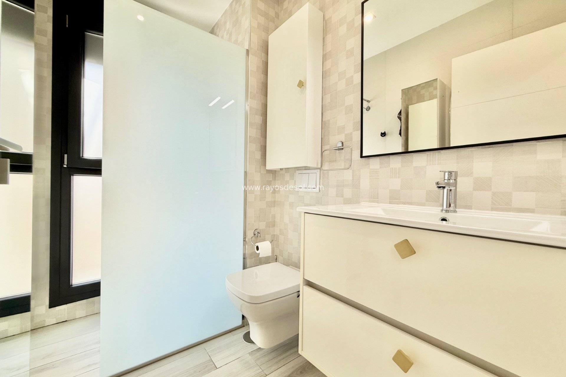 Resale - Villa - Orihuela Costa - Cabo roig - La Zenia