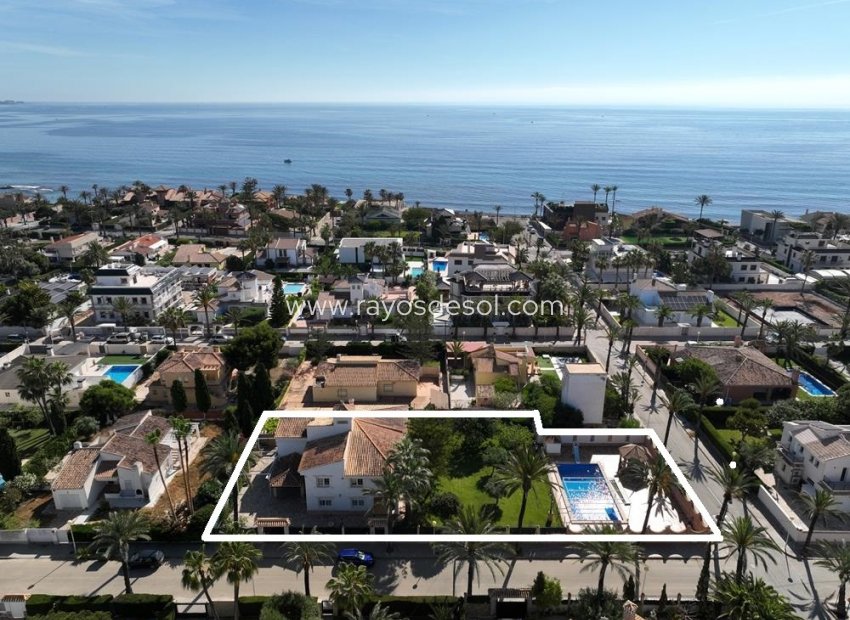 Resale - Villa - Orihuela Costa - Cabo Roig