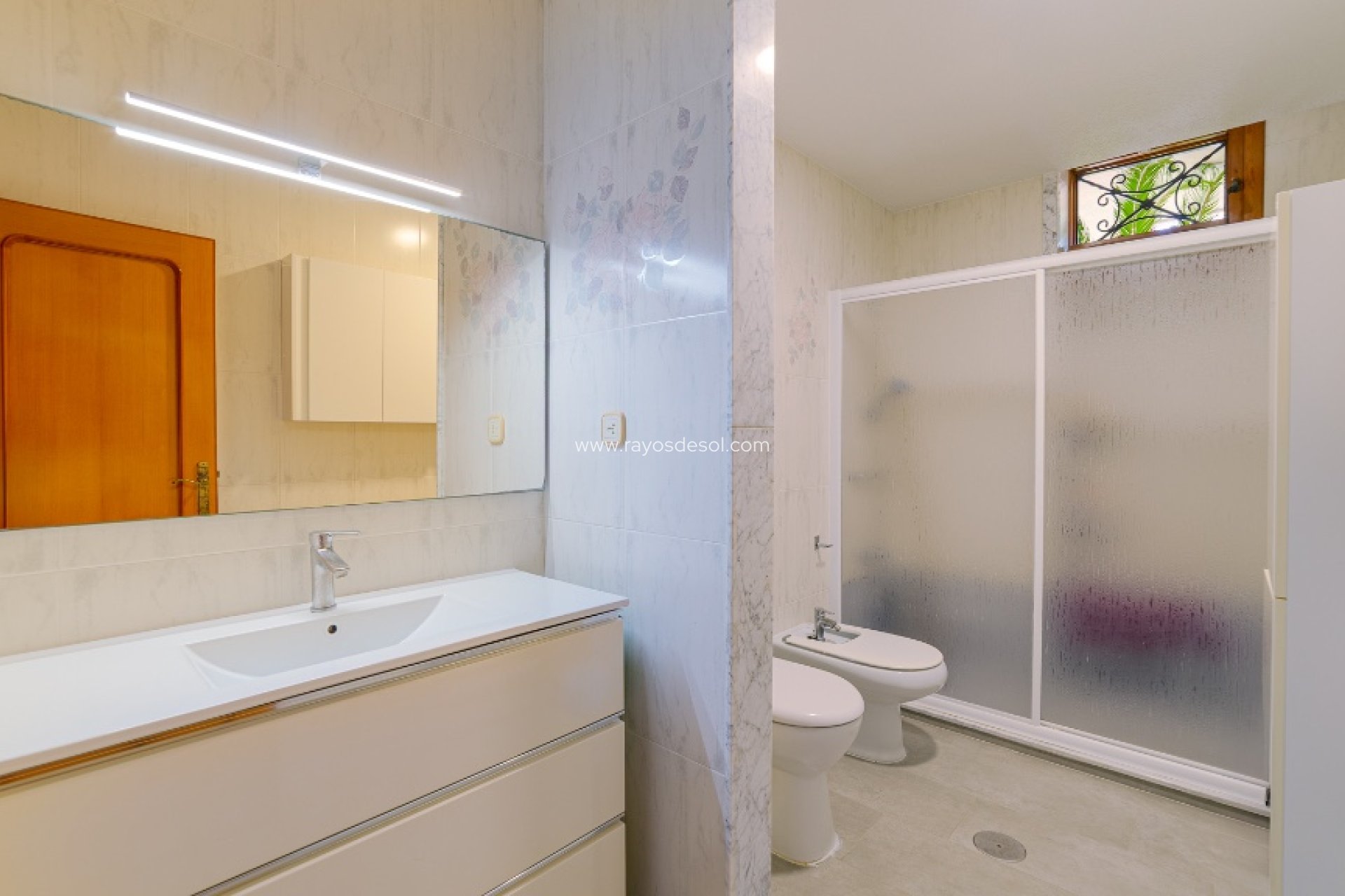 Resale - Villa - Orihuela Costa - Campoamor