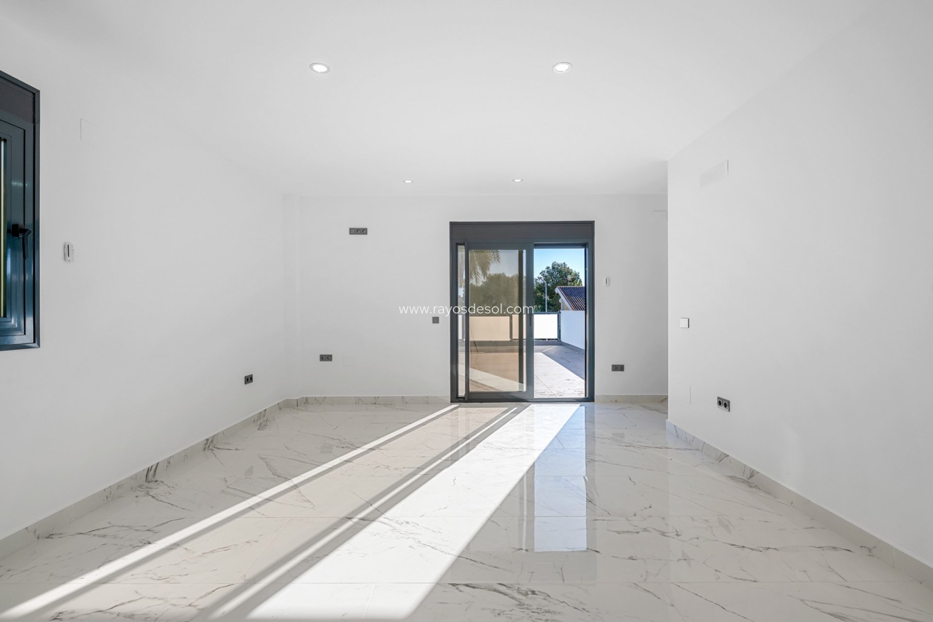 Resale - Villa - Orihuela Costa - Campoamor