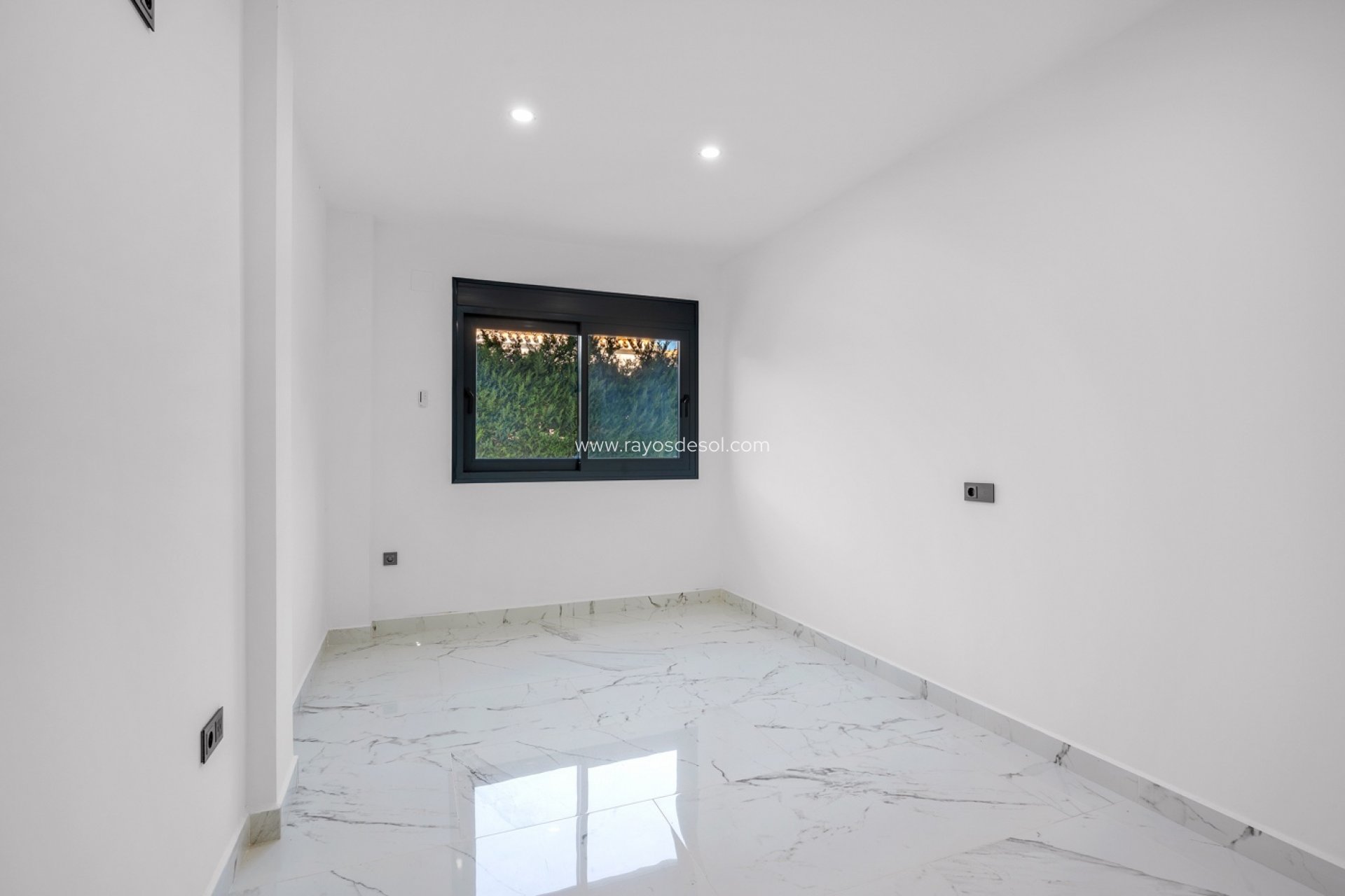 Resale - Villa - Orihuela Costa - Campoamor