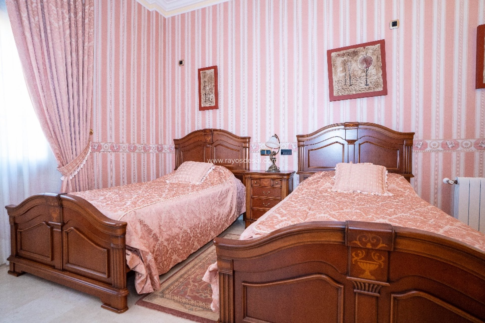 Resale - Villa - Orihuela Costa - Campoamor