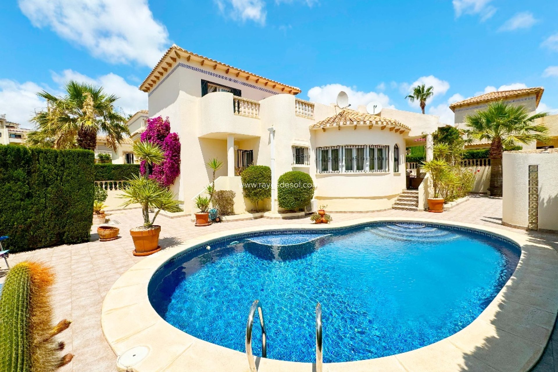 Resale - Villa - Orihuela Costa - Las Ramblas