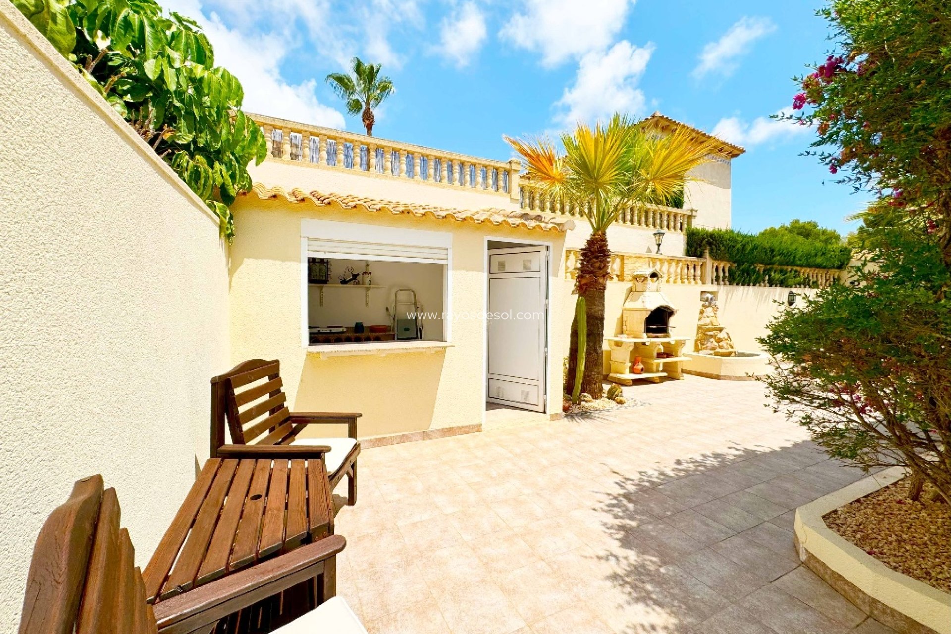 Resale - Villa - Orihuela Costa - Las Ramblas