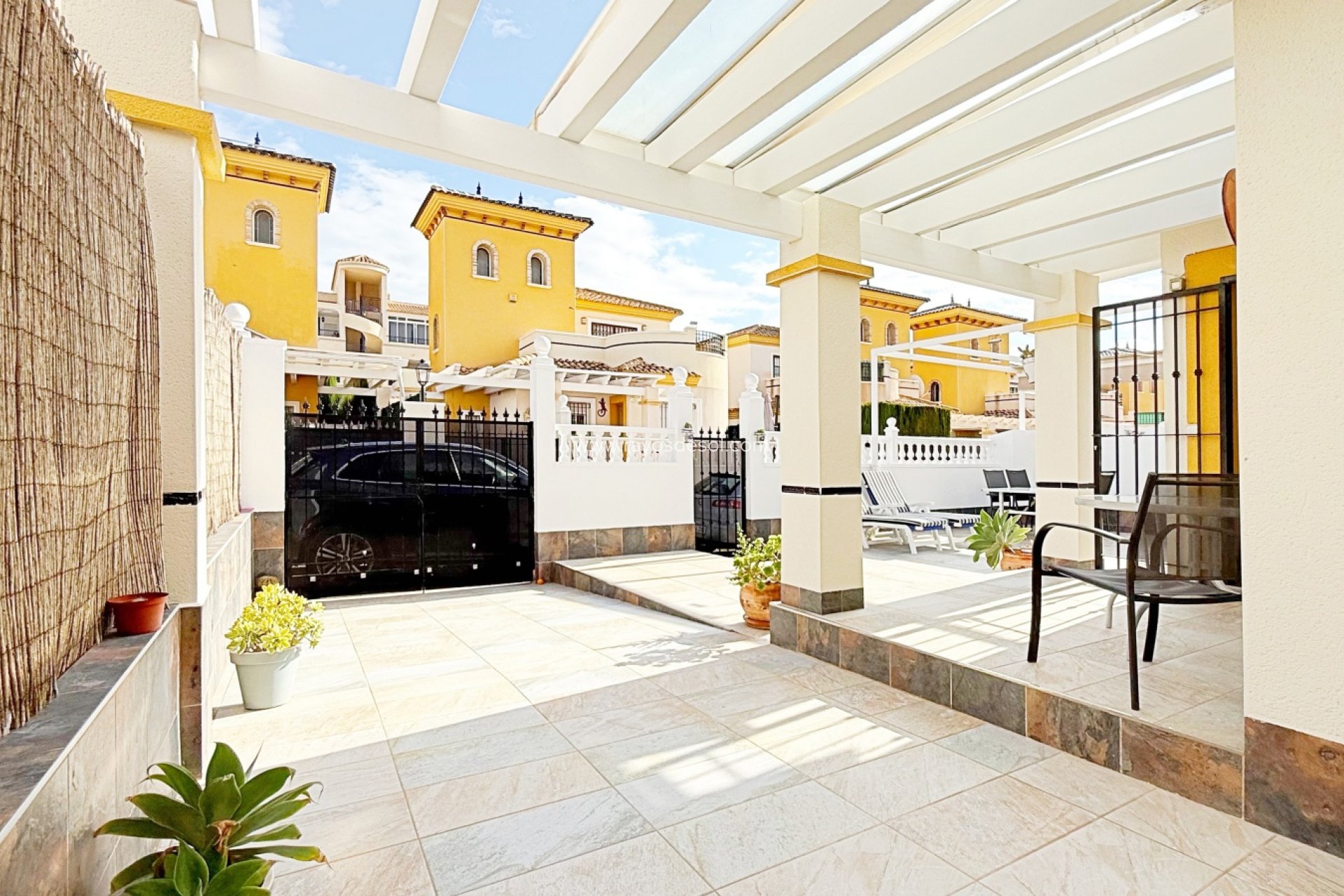 Resale - Villa - Orihuela Costa - Los Altos