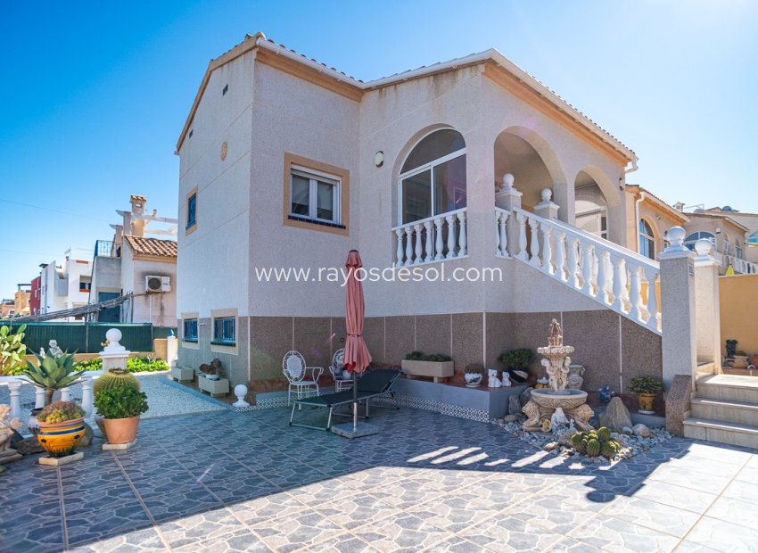 Resale - Villa - Orihuela Costa - Los Altos