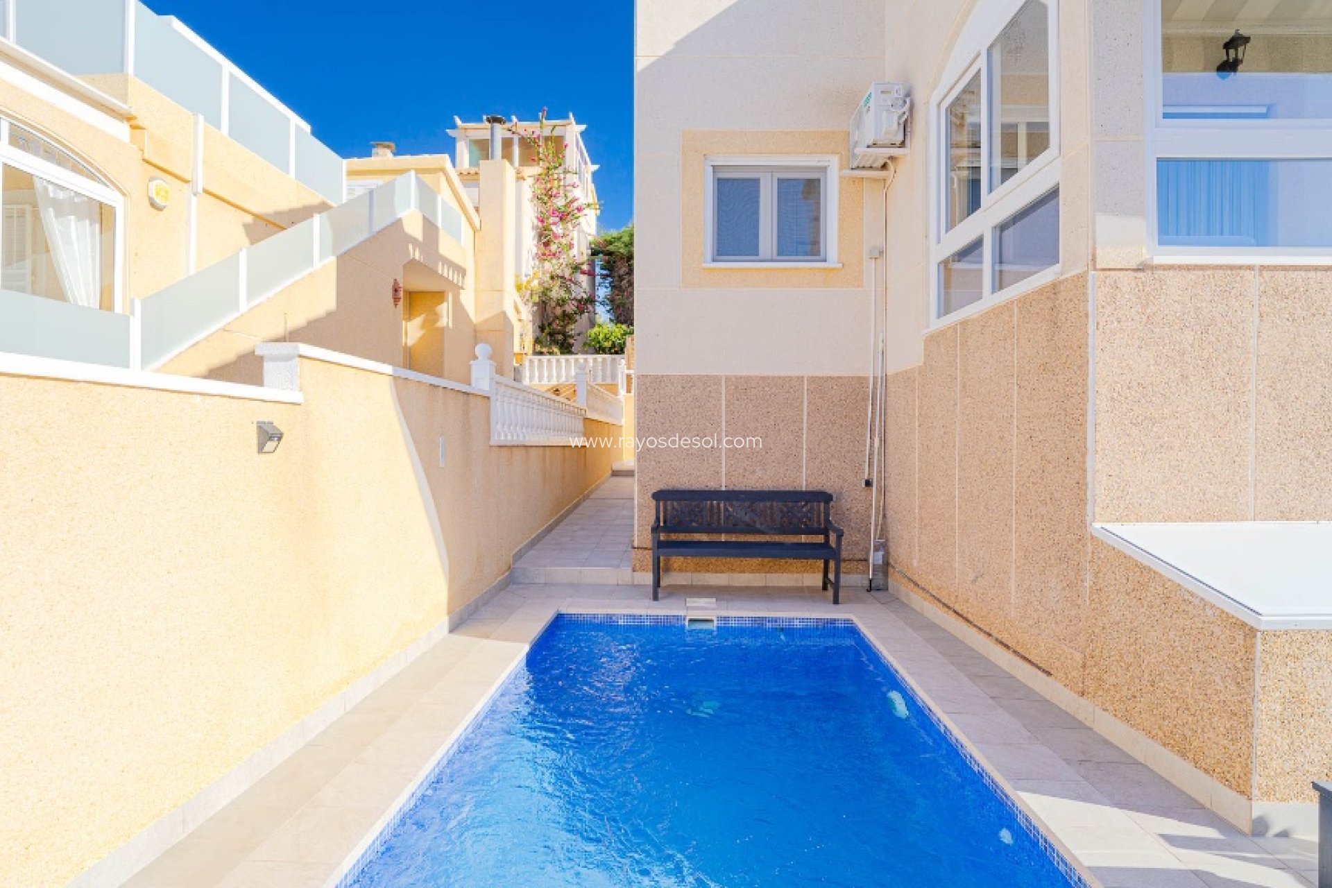 Resale - Villa - Orihuela Costa - Los Altos
