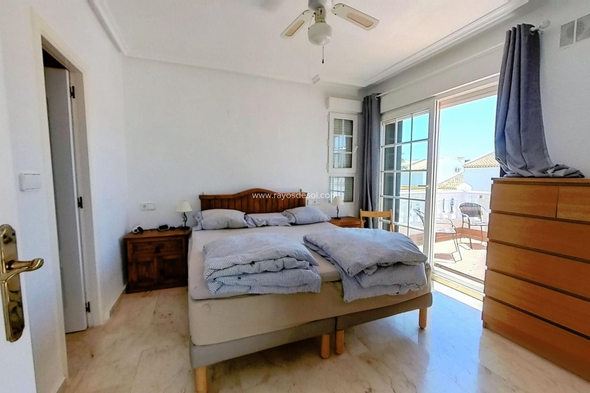 Resale - Villa - Orihuela Costa - Los Dolses