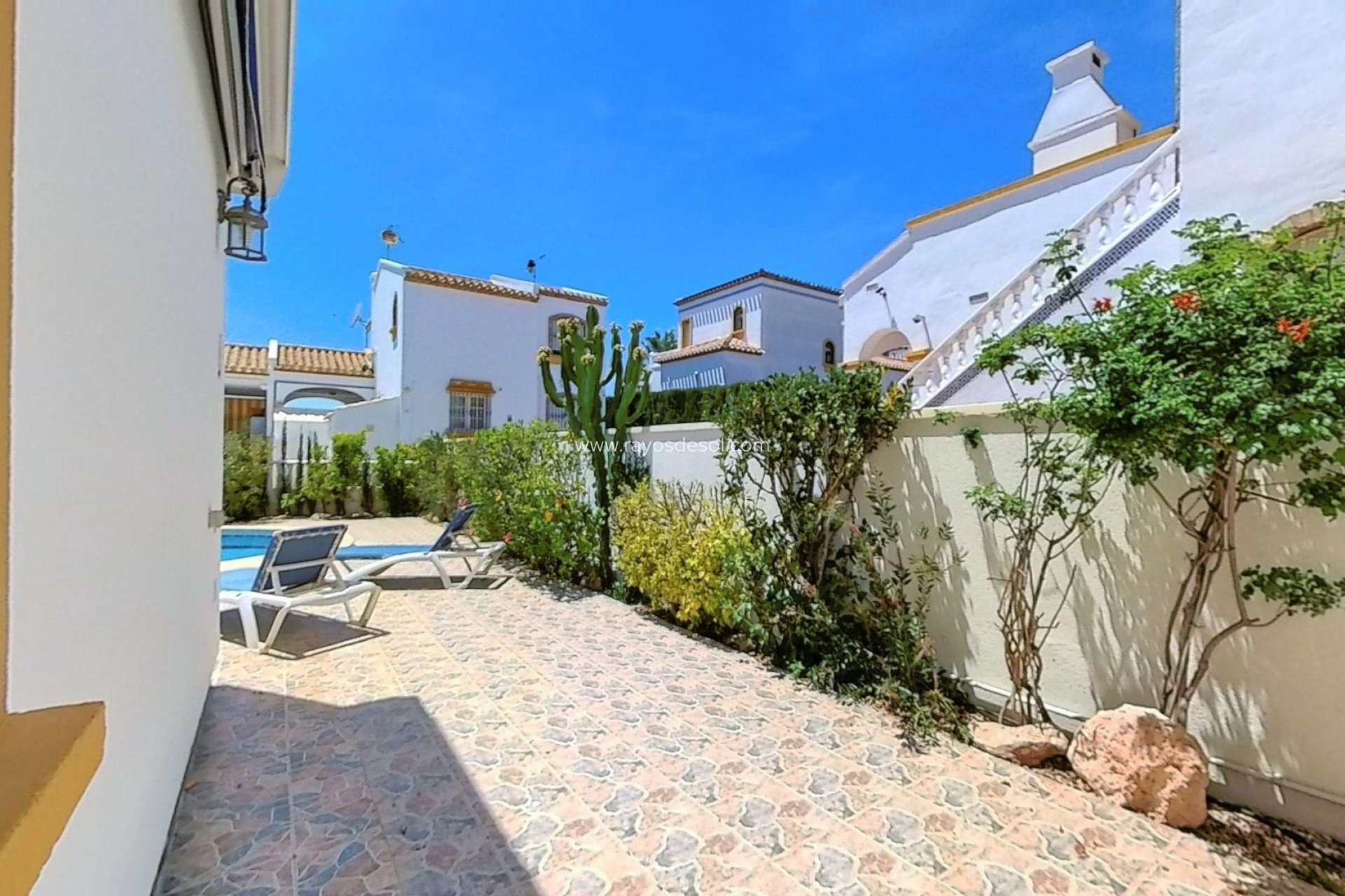 Resale - Villa - Orihuela Costa - Los Dolses