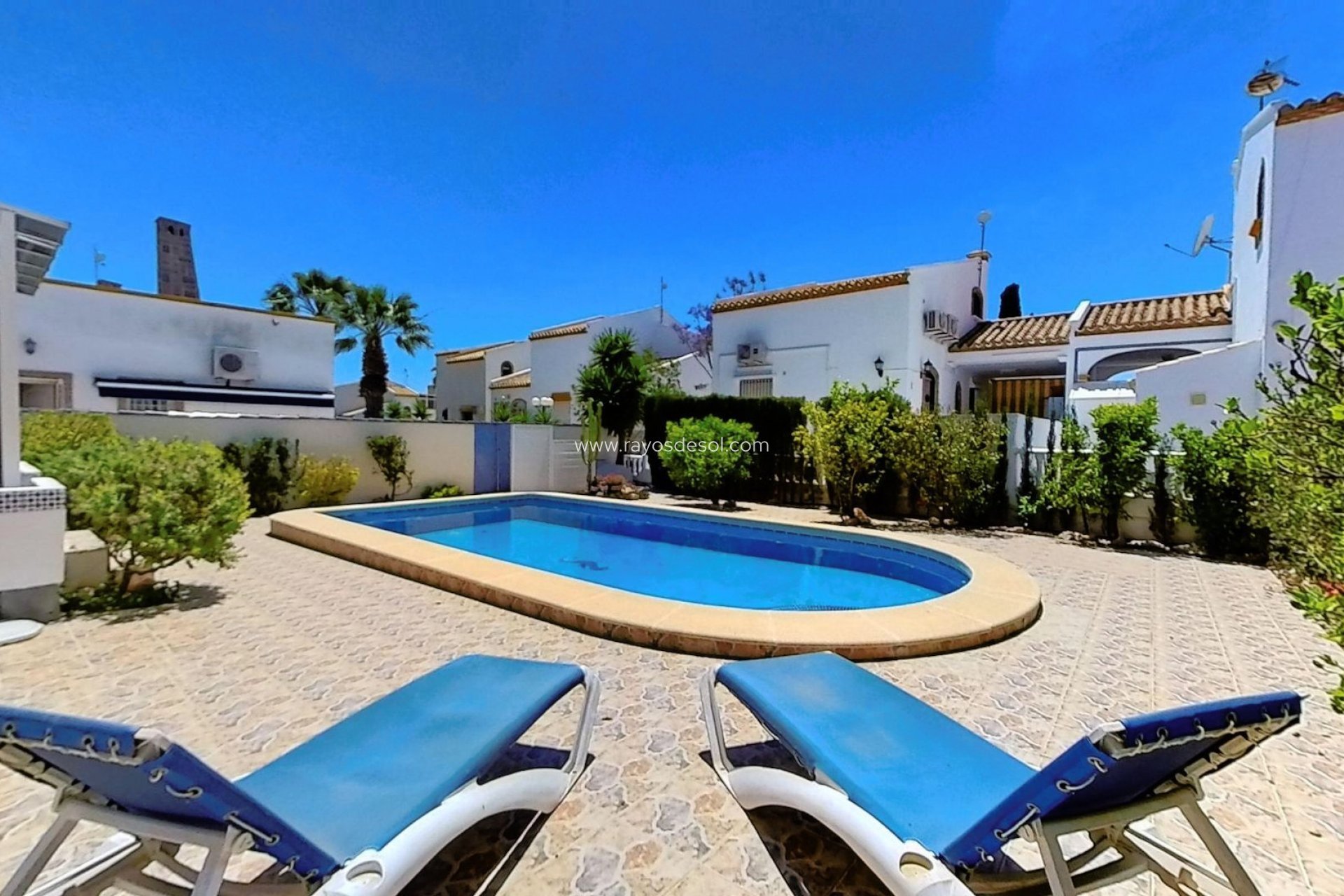 Resale - Villa - Orihuela Costa - Los Dolses