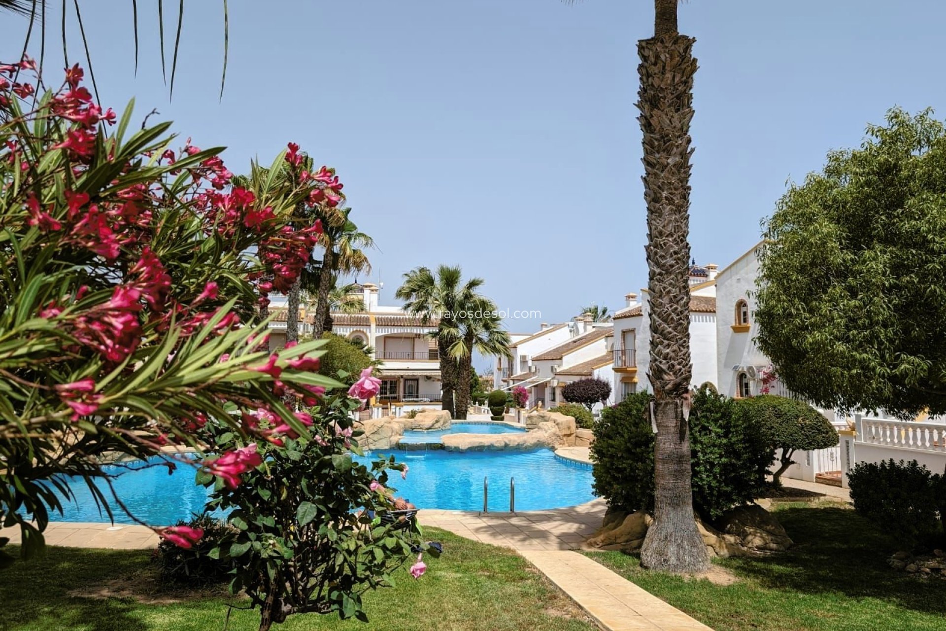 Resale - Villa - Orihuela Costa - Los Dolses