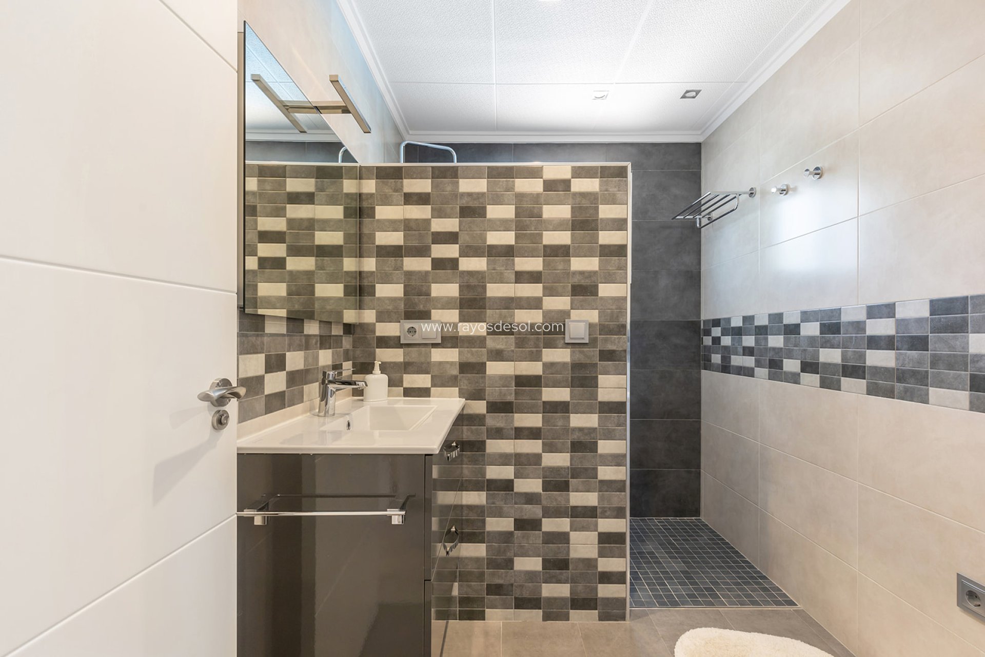 Resale - Villa - Orihuela Costa - Orihuela