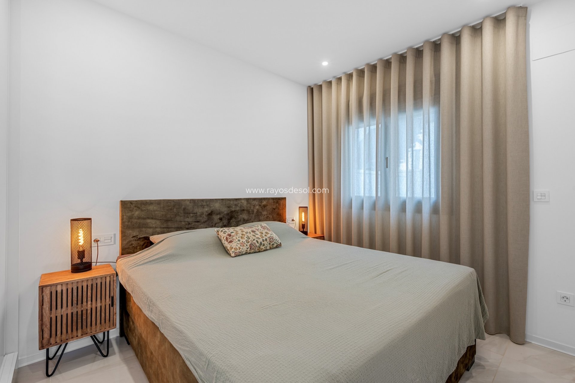 Resale - Villa - Orihuela Costa - Orihuela