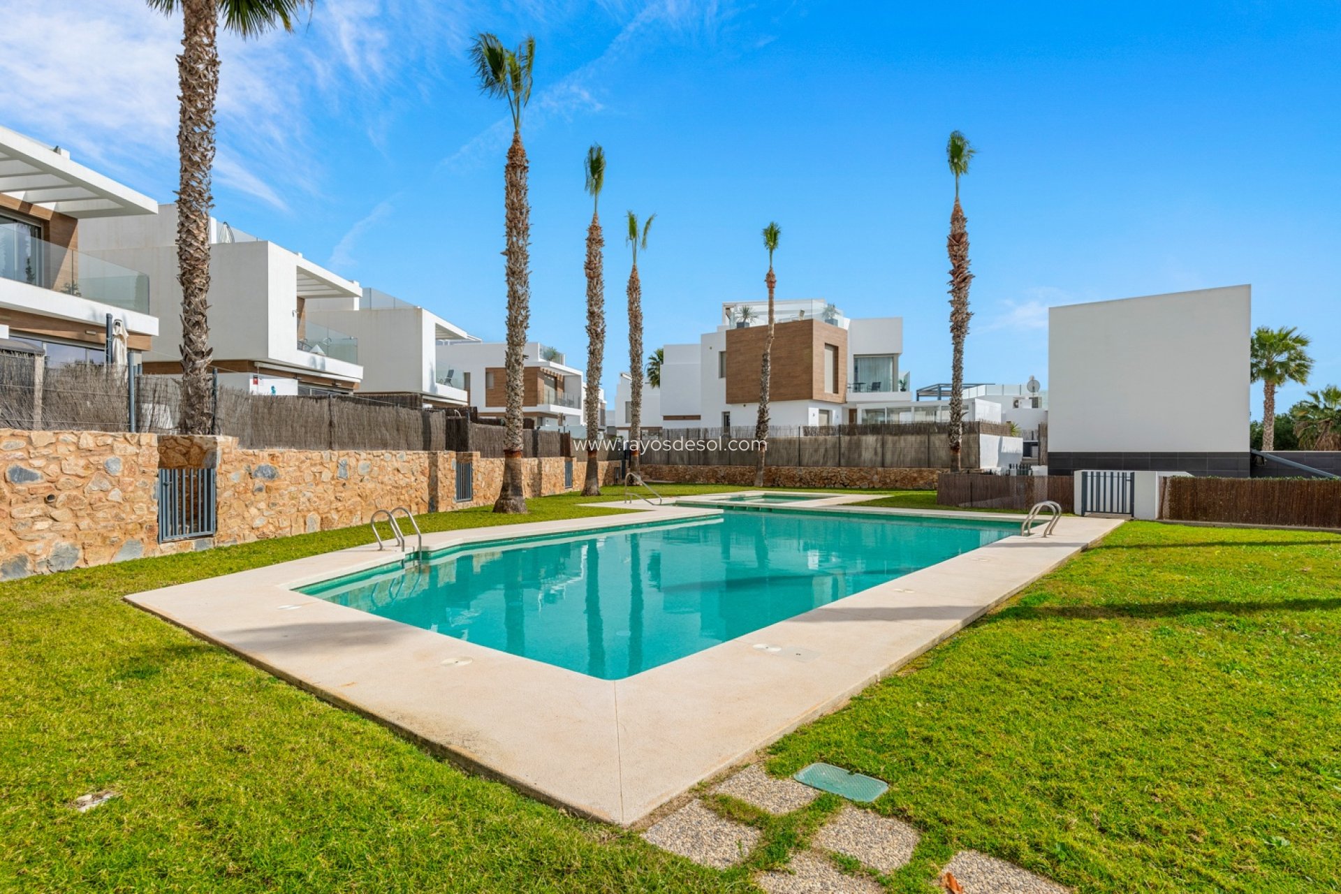 Resale - Villa - Orihuela Costa - Villamartín