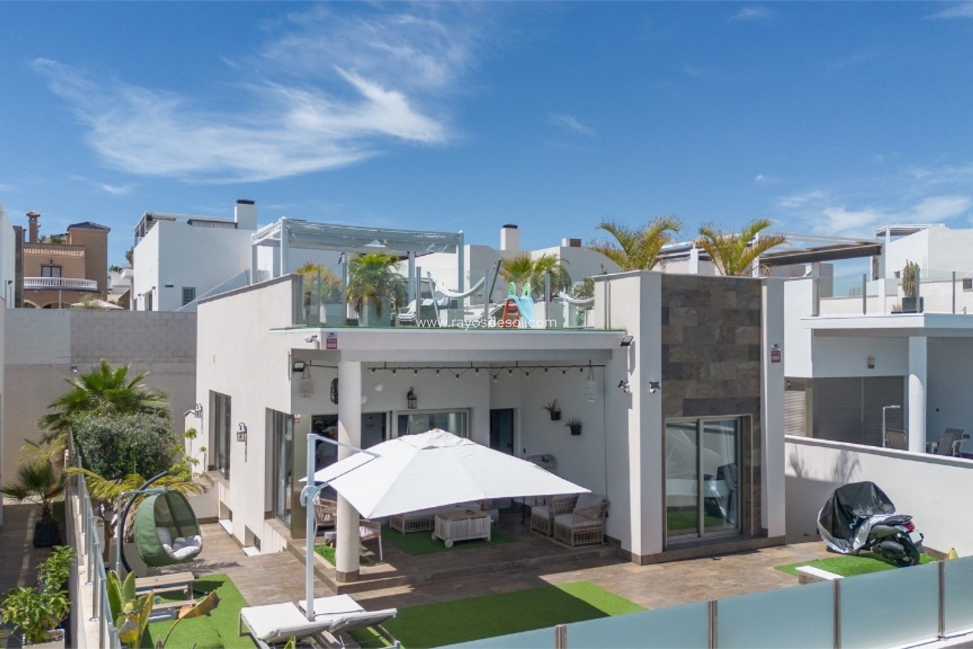 Resale - Villa - Orihuela Costa - Villamartin
