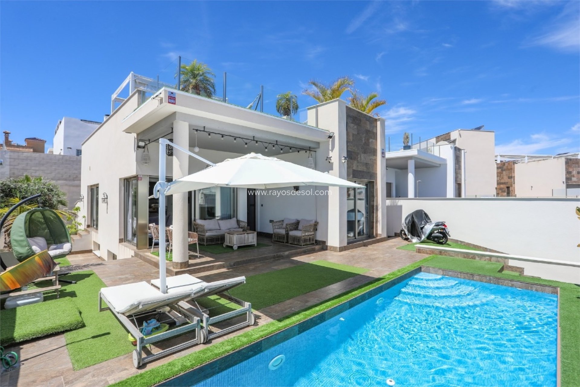 Resale - Villa - Orihuela Costa - Villamartin