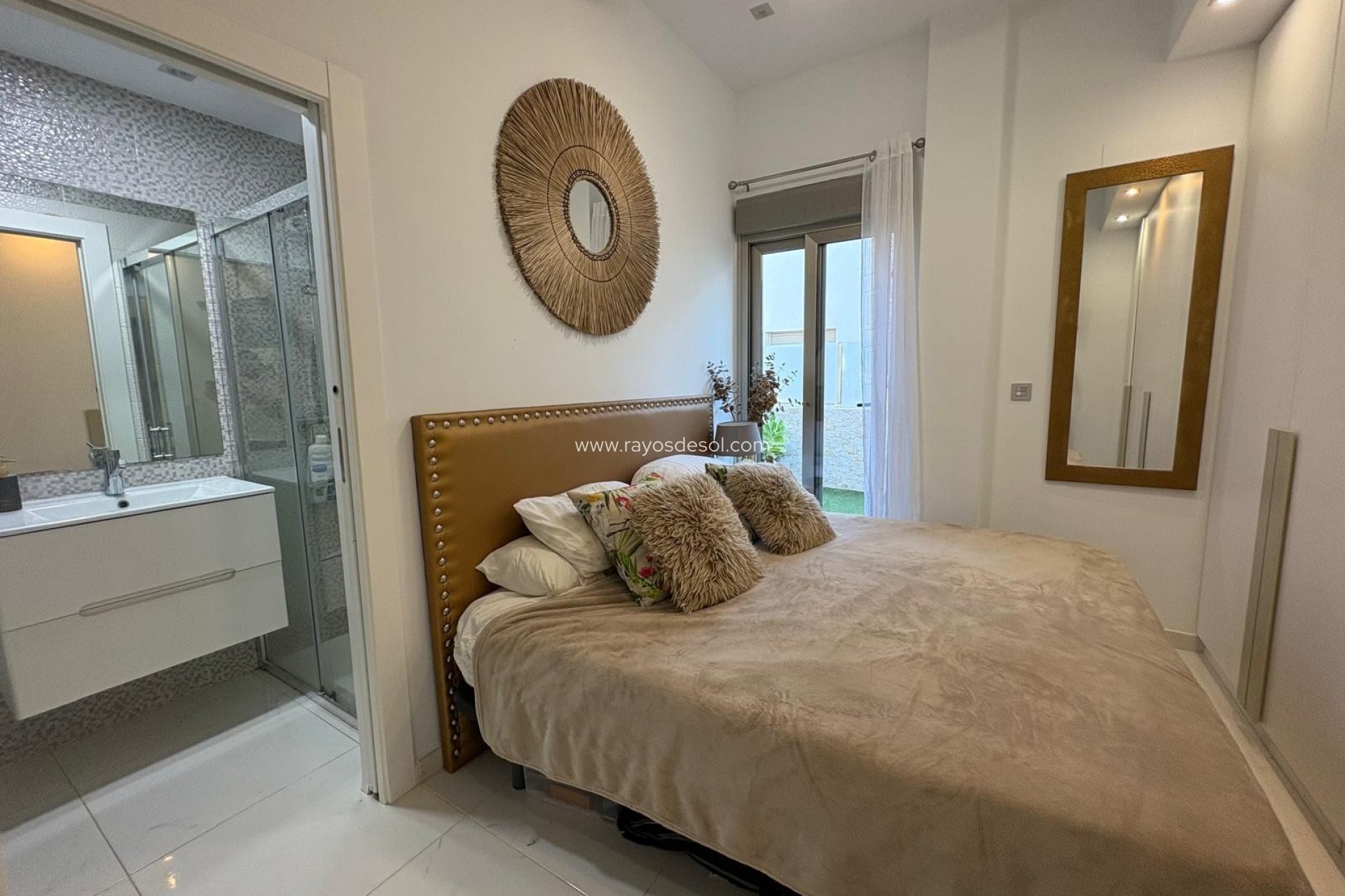 Resale - Villa - Orihuela Costa - Villamartín