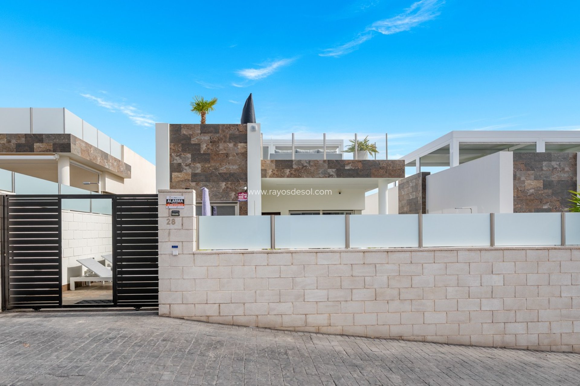 Resale - Villa - Orihuela Costa - Villamartín