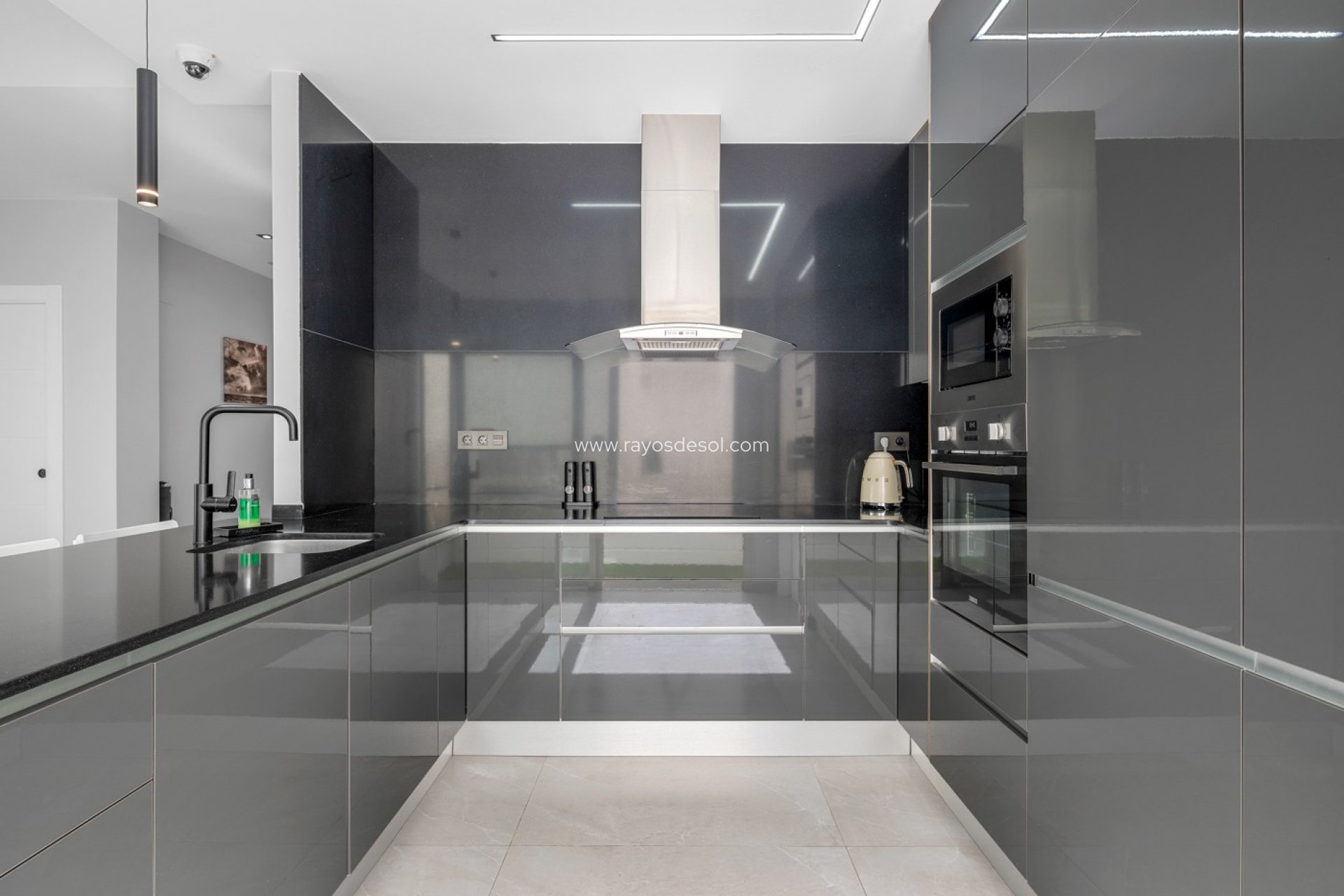 Resale - Villa - Orihuela Costa - Villamartín
