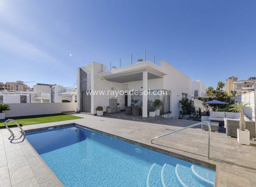 Resale - Villa - Orihuela Costa - Villamartín