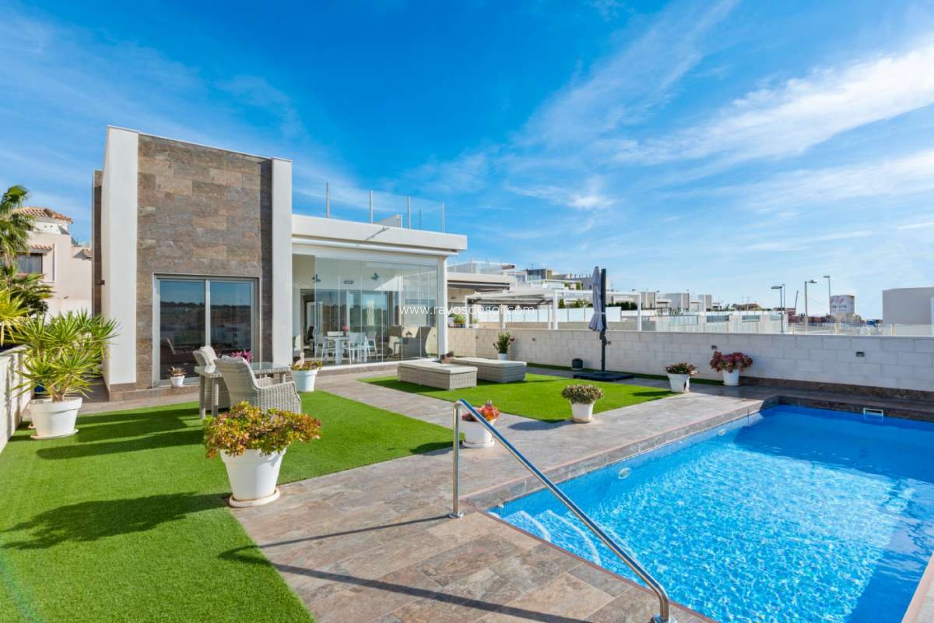 Resale - Villa - Orihuela Costa - Villamartín