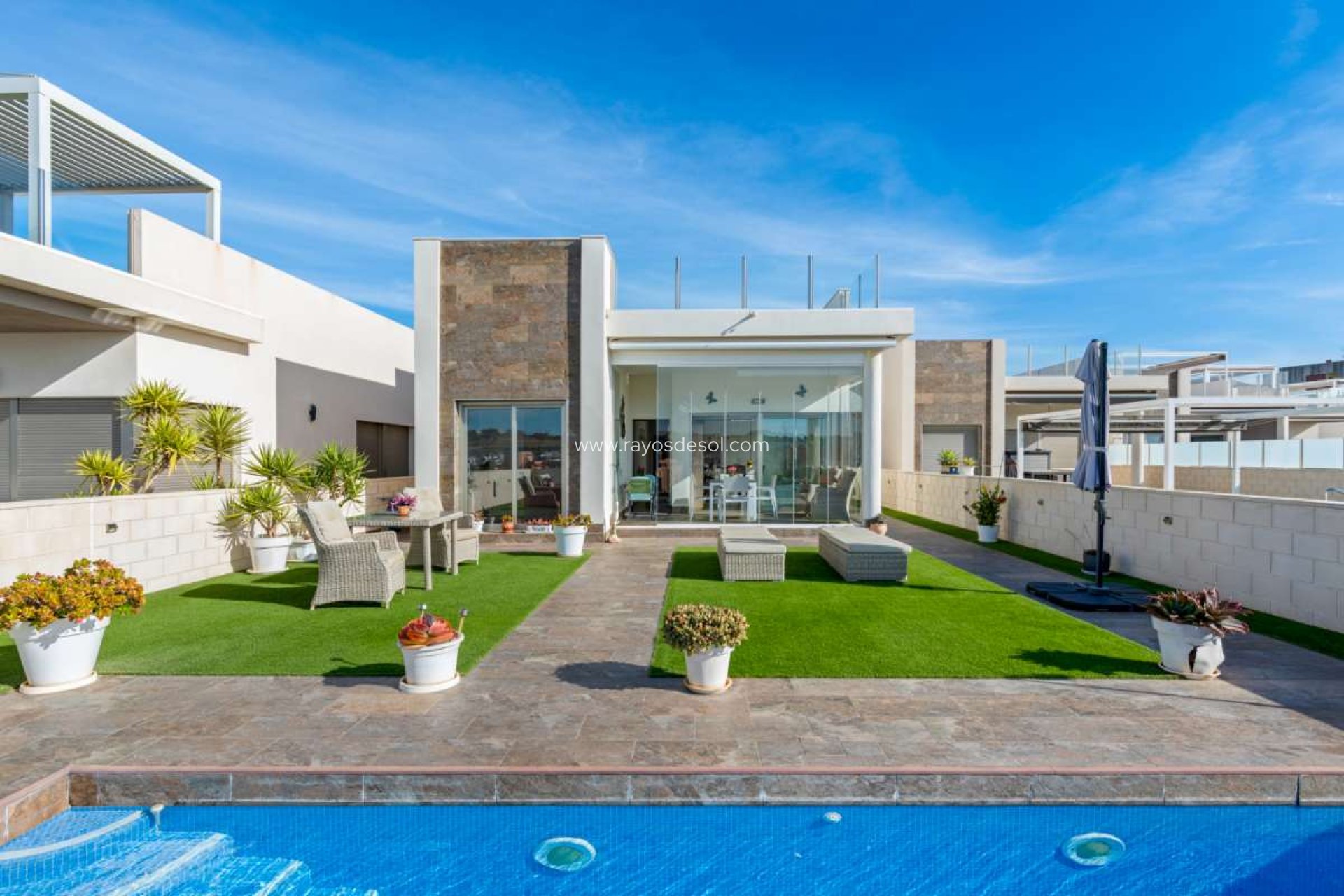 Resale - Villa - Orihuela Costa - Villamartín