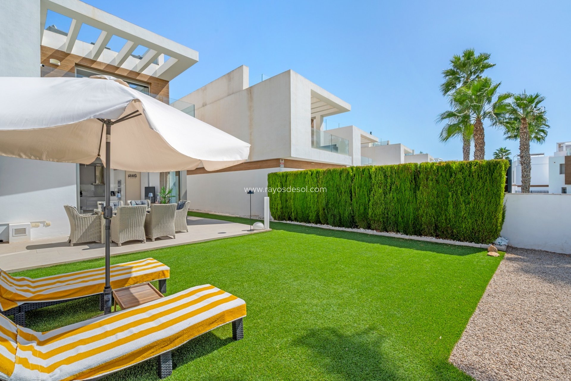 Resale - Villa - Orihuela Costa - Villamartín