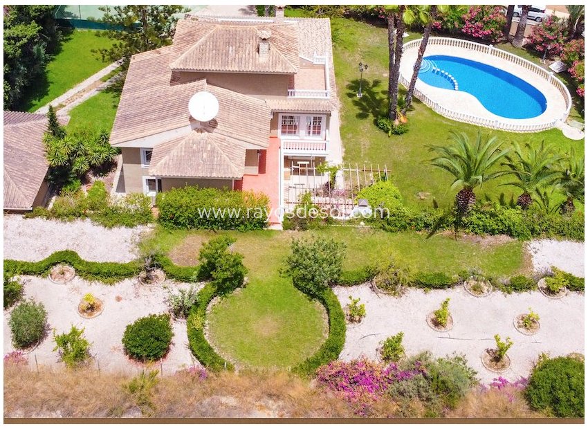 Resale - Villa - Orihuela Costa - Villamartin