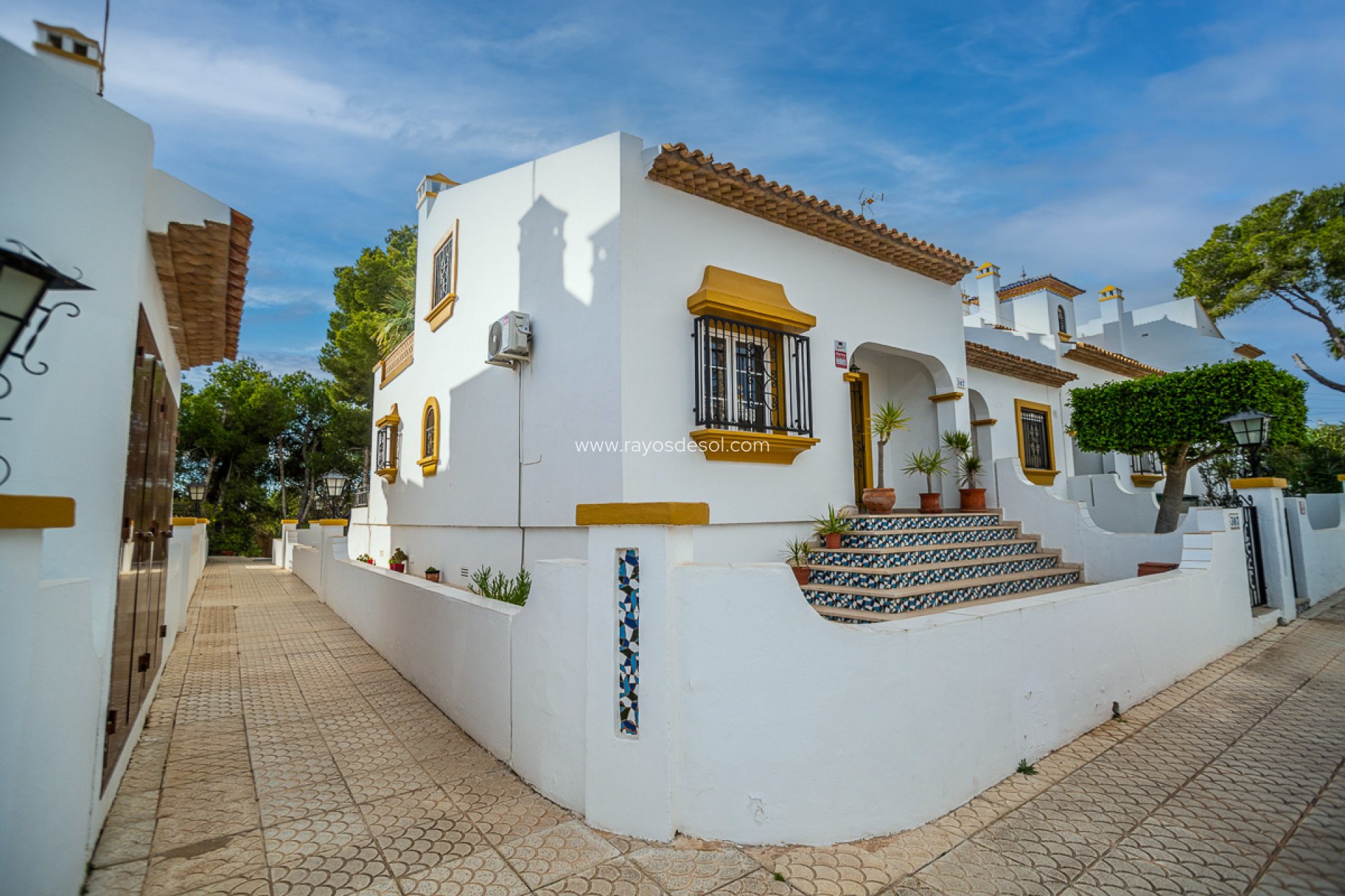 Resale - Villa - Orihuela Costa - Villamartín