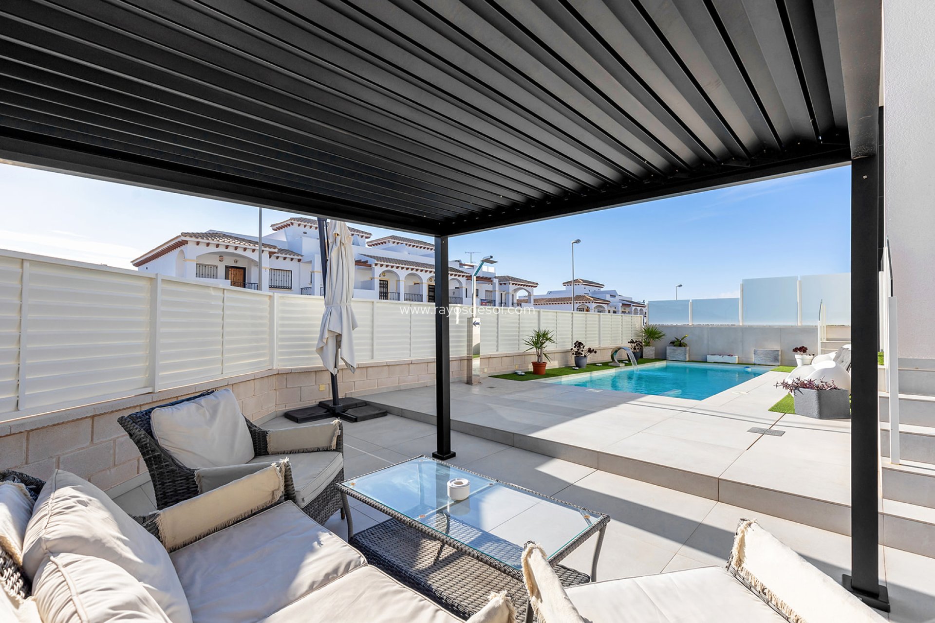 Resale - Villa - Orihuela Costa