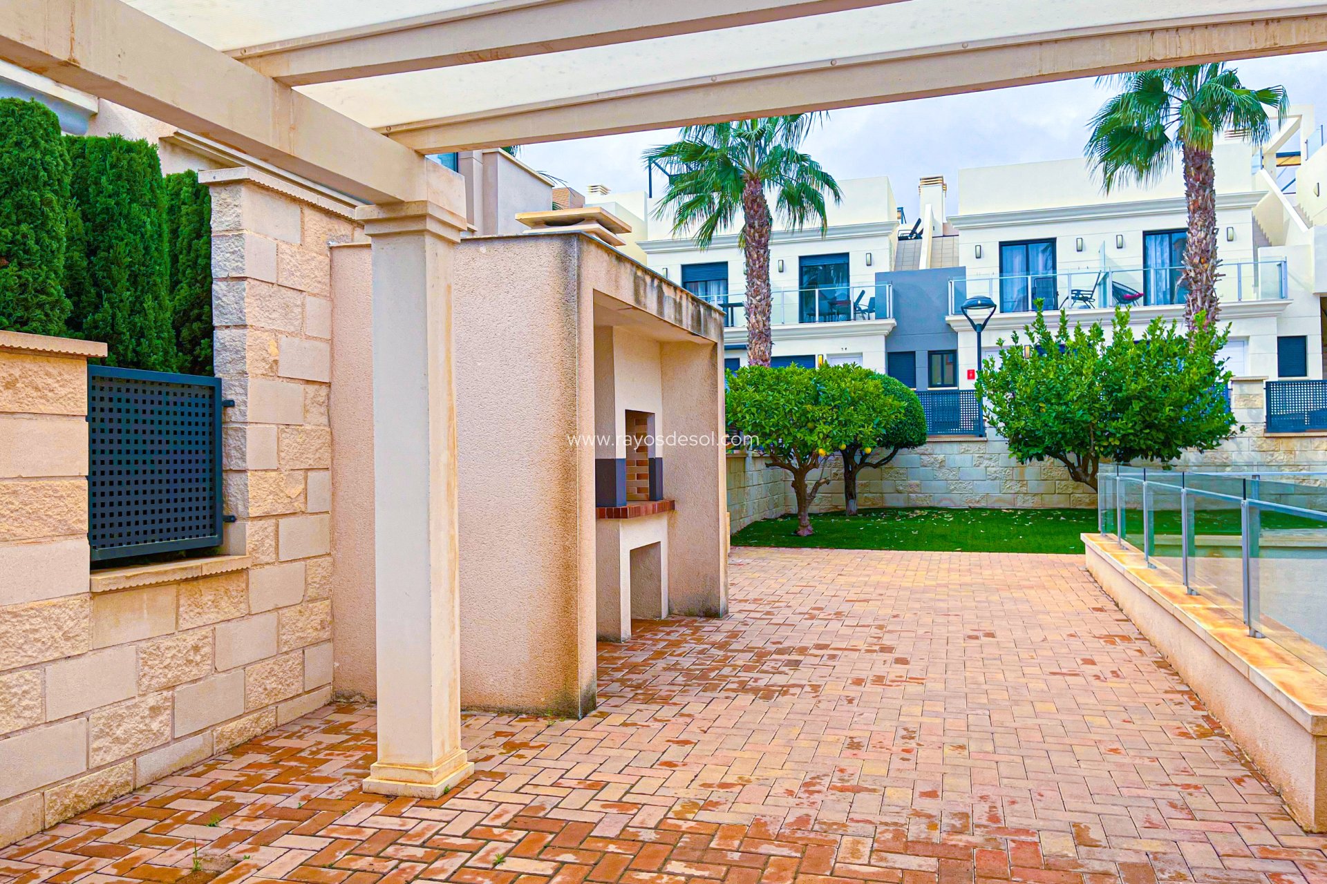 Resale - Villa - Orihuela Costa