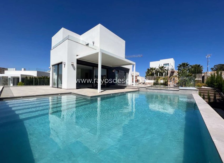 Resale - Villa - Orihuela - Las Colinas Golf