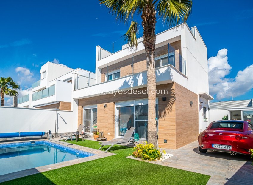 Resale - Villa - Pilar de la Horadada