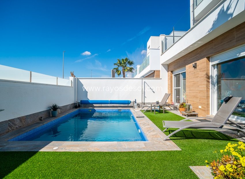 Resale - Villa - Pilar de la Horadada