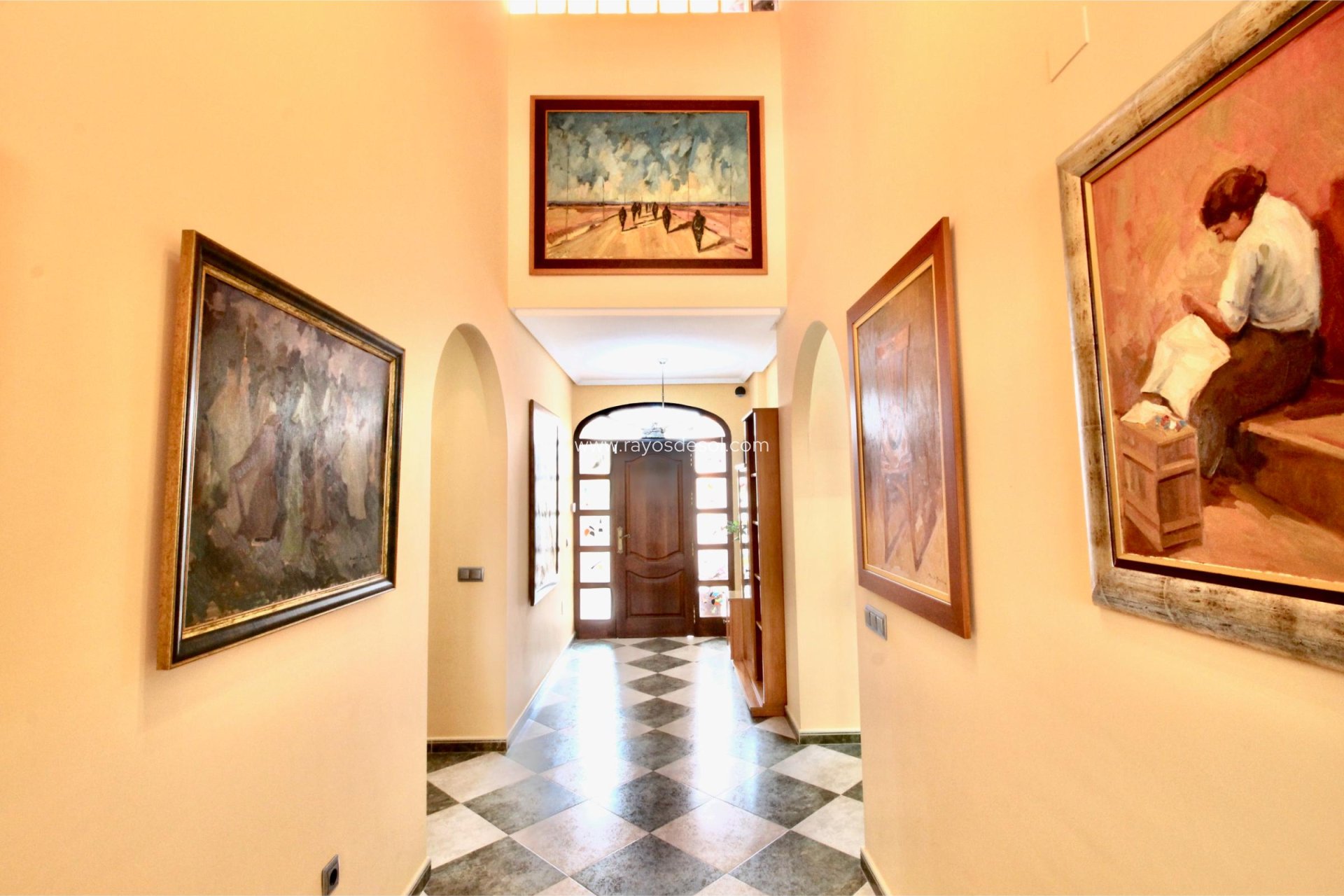 Resale - Villa - Playa Honda